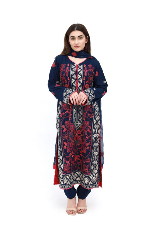 Calligraphy Vibes – 3 Piece Embroidered Karandi  with Chiffon Dupatta