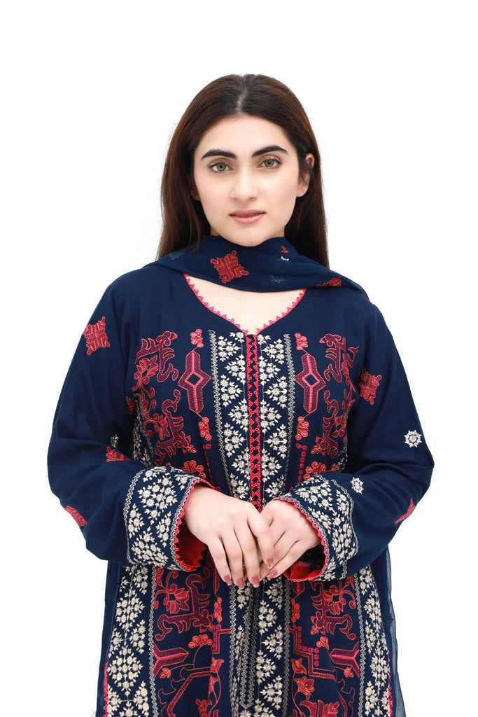 Calligraphy Vibes – 3 Piece Embroidered Karandi  with Chiffon Dupatta